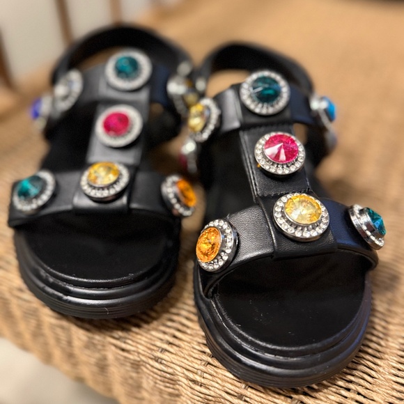 Girls Kurt Geiger Black Sandals with Jewels Size 13 NWOT - Picture 1 of 4
